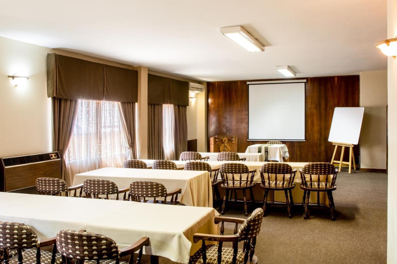 Elgro Hotel Potchefstroom Exterior foto